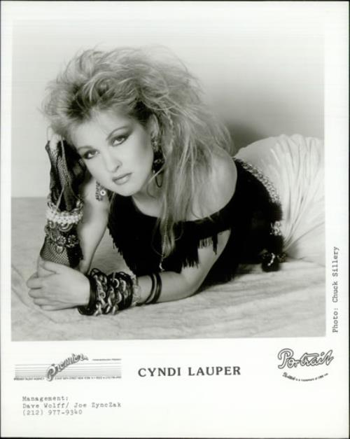 シンディ・ローパー1983 ピクチャーレコード SHE'S SO UNUSUAL シンディ・ローパー1983 ピクチャーレコード SHE'S SO UNUSUAL - メルカリ